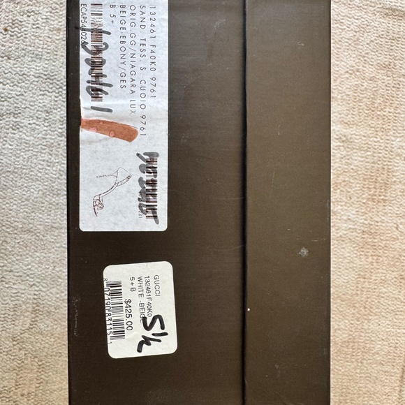 Gucci Niagara Lux D'Orsay Pump - Picture 13 of 13